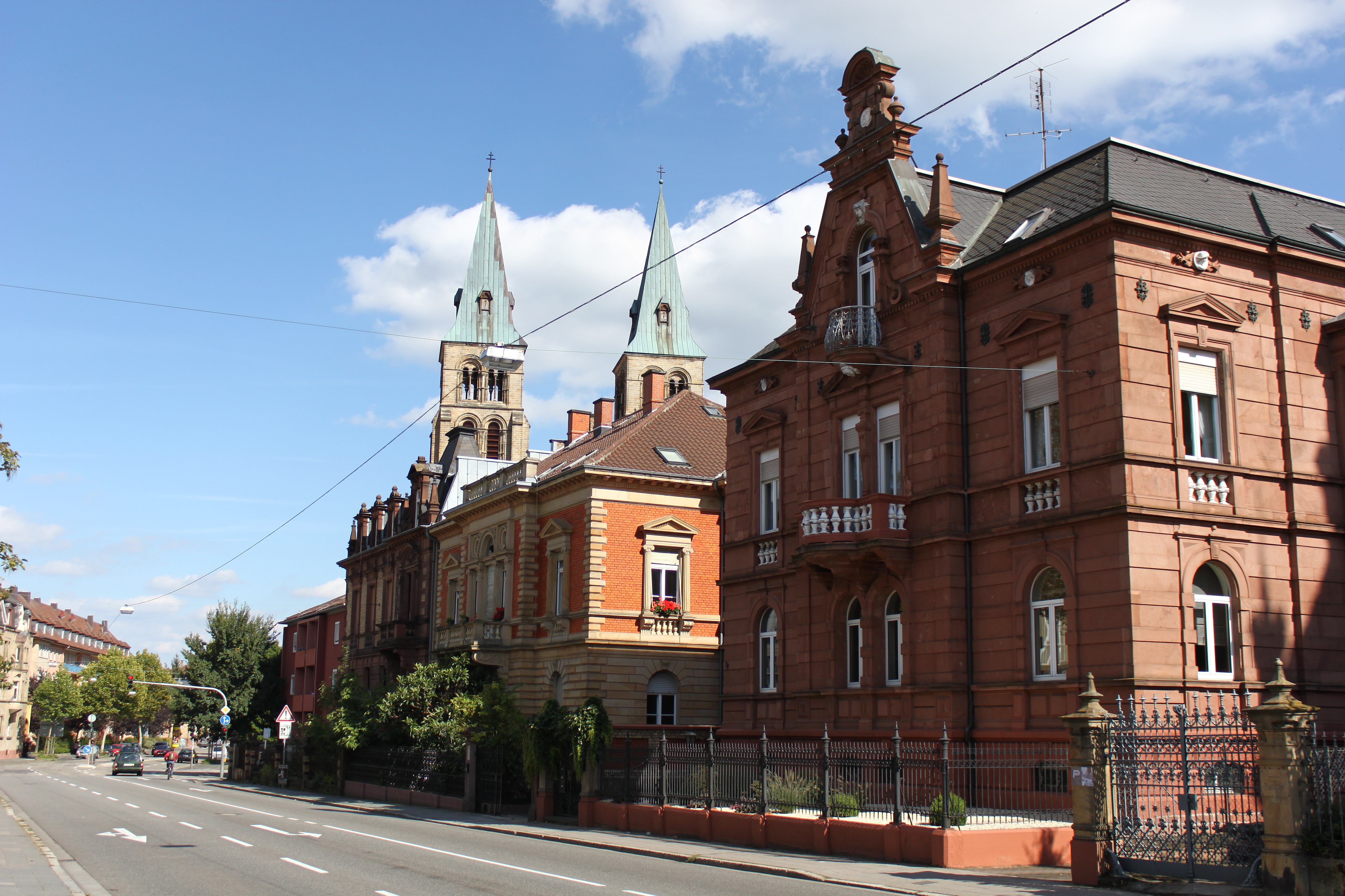 Landau Schlosstrasse